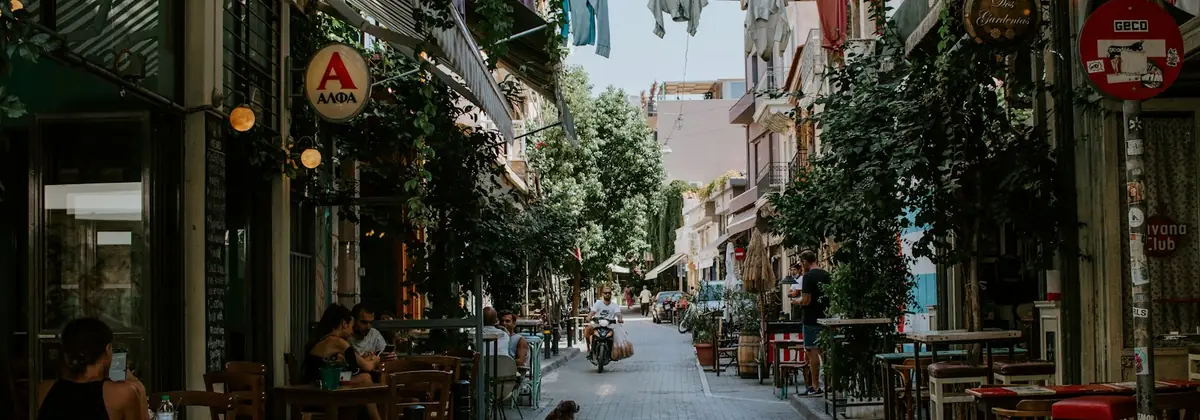 Ozka ulica v starem delu Aten